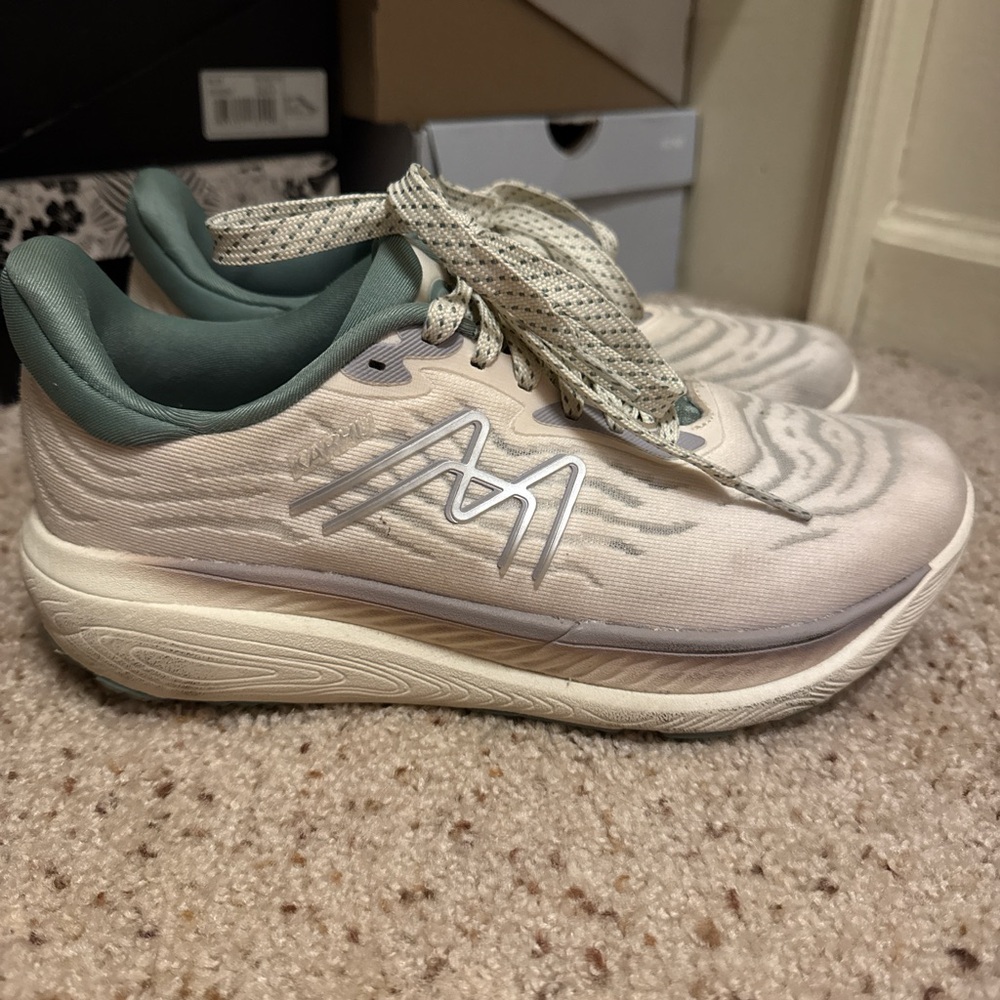 Women's Cream and Green Sneakers